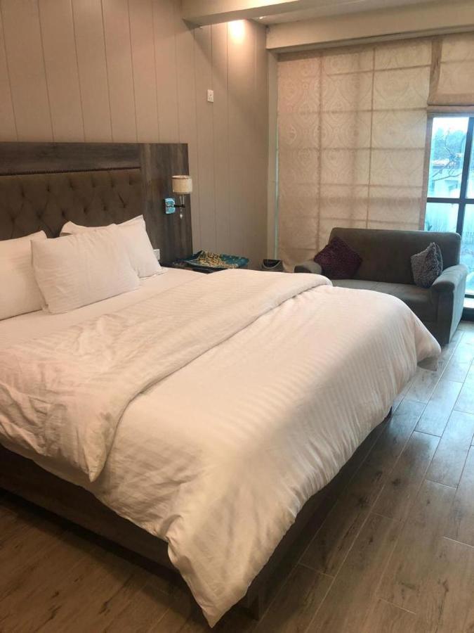 拉卡波什酒店 伊斯兰堡 外观 照片